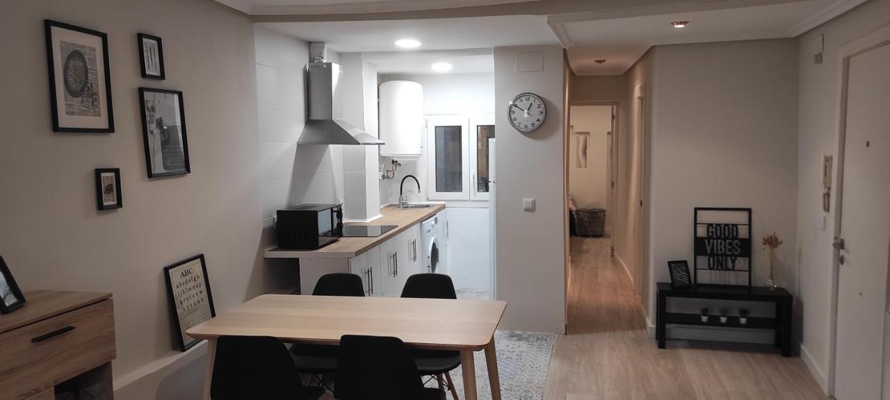 Apartamento con encanto en Casco Histórico de Burgos Exterior foto